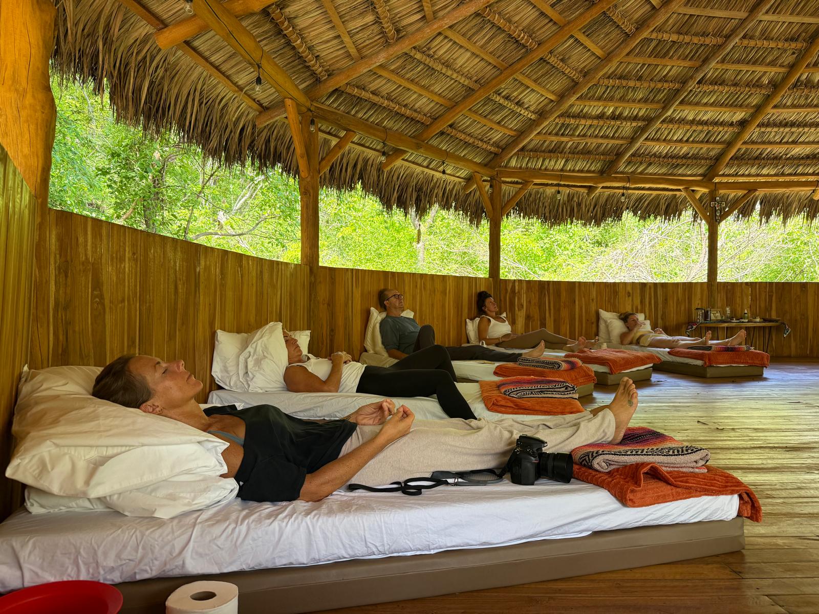 calm background — Ananda Lodge