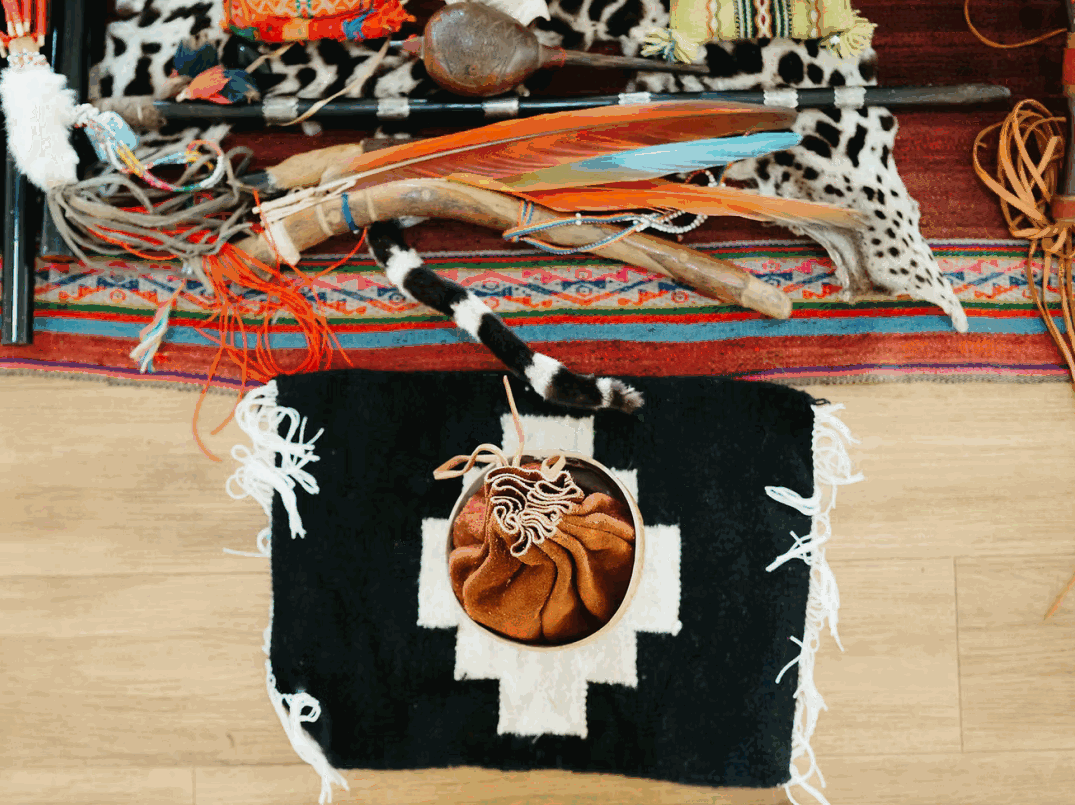 ceremony / altar — Ananda Lodge