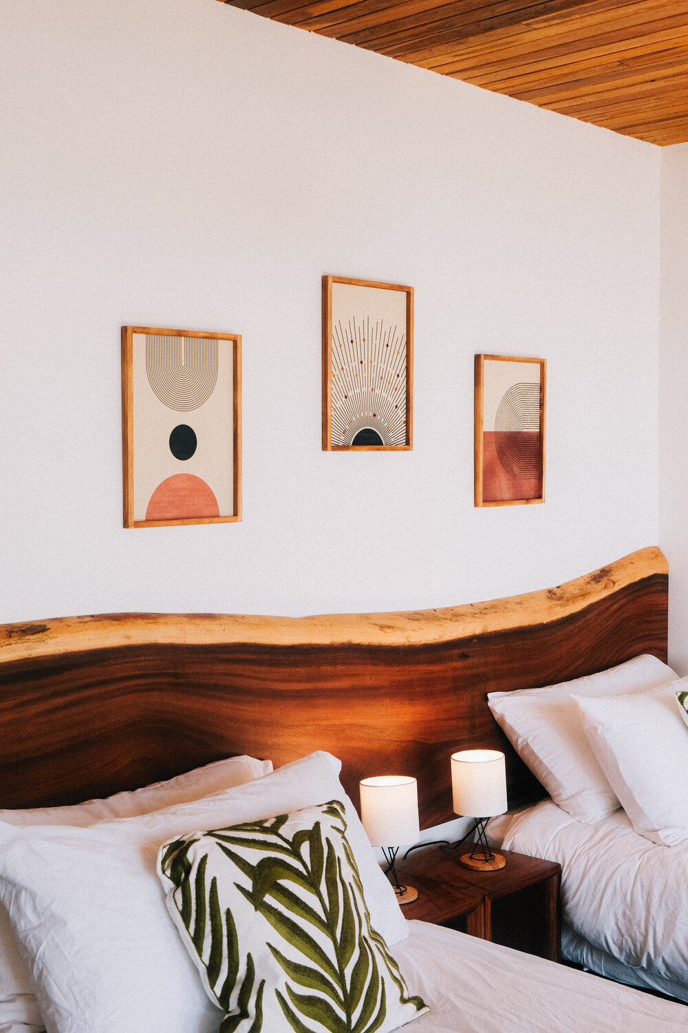 Photo 3 — Ananda Lodge