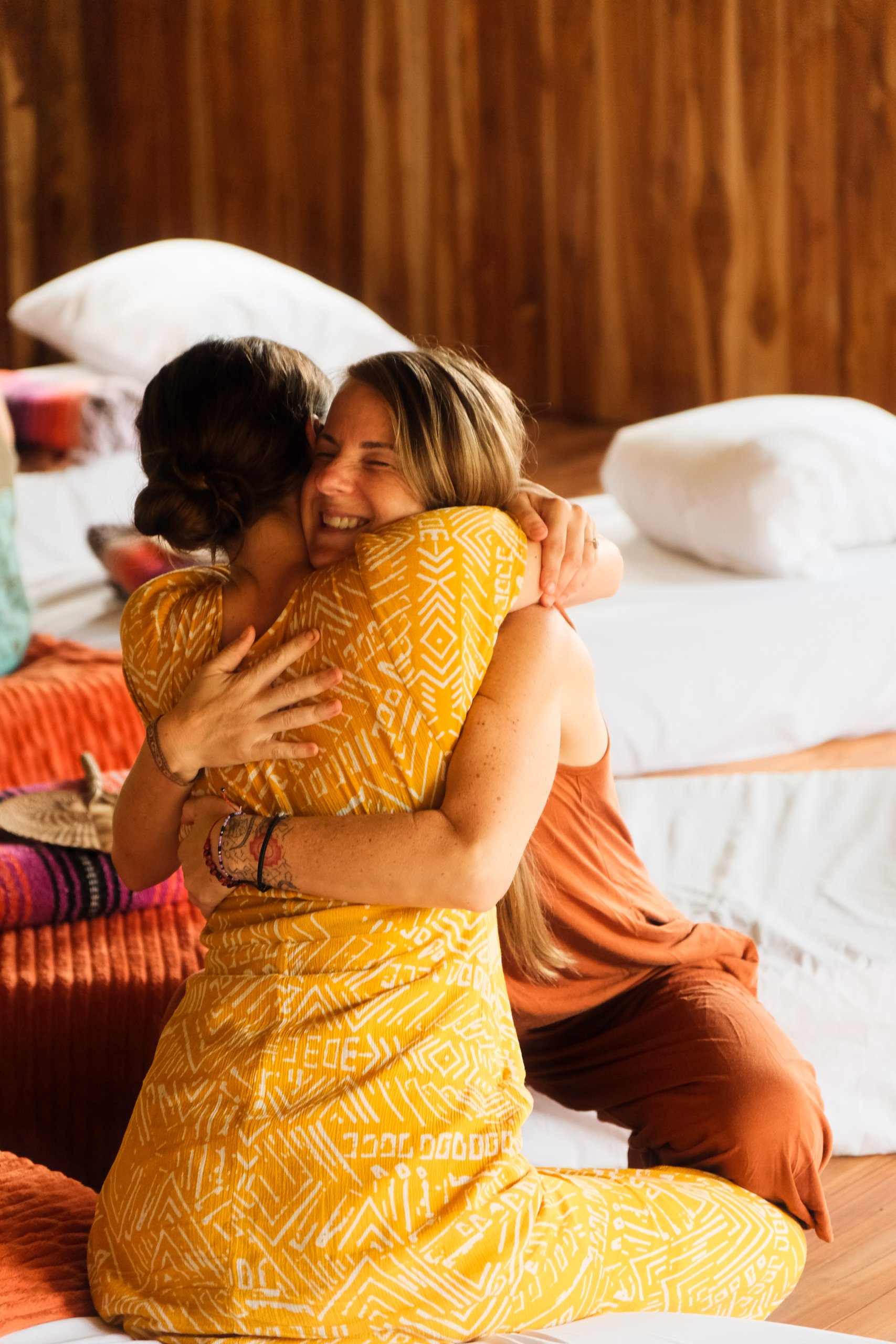 Drop the brewing tea / ceremony — Ananda Lodge